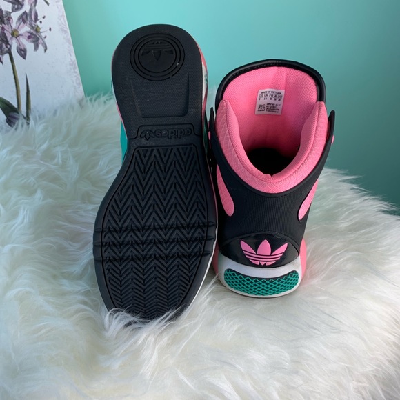 Adidas sneaker - Picture 5 of 8